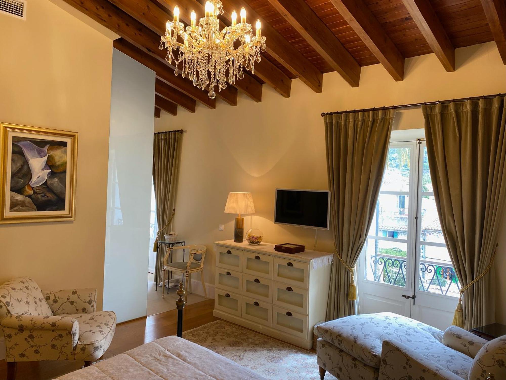 The Salvia - Adults Only Soller